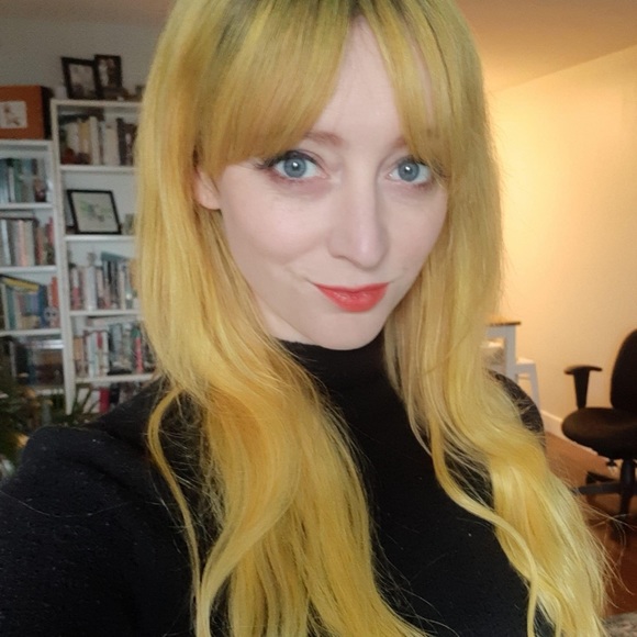 Overtone Extreme Yellow Colouring Conditioner (8 FL oz - unopened) - Picture 5 of 5